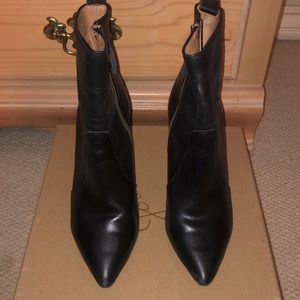 Joie Hadie boots 8.5